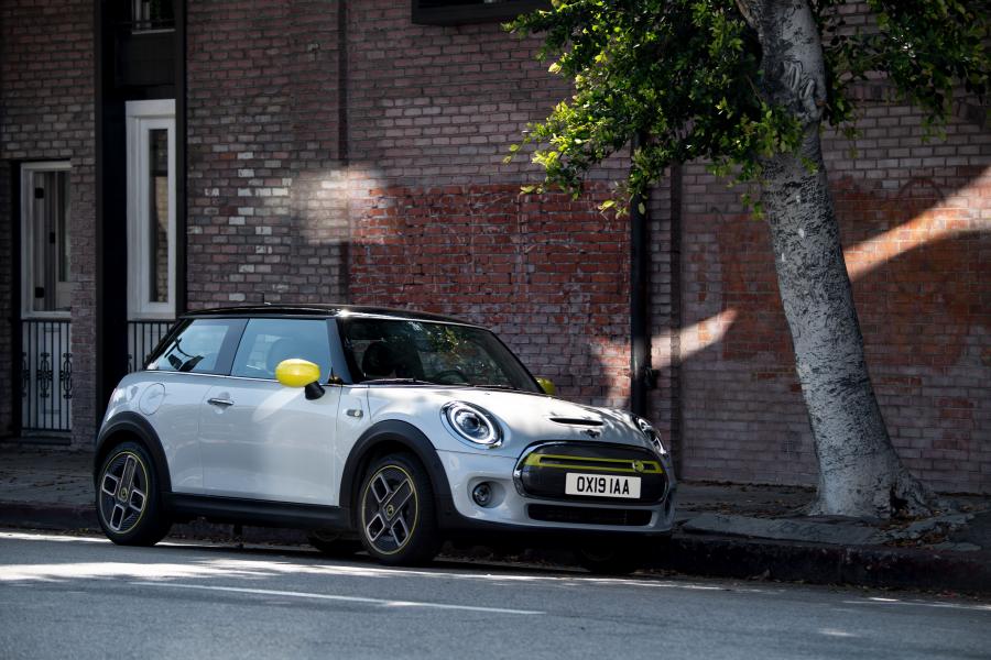  Mini Cooper SE (F56) 2019 года  (WW) (фото 55 из 132)